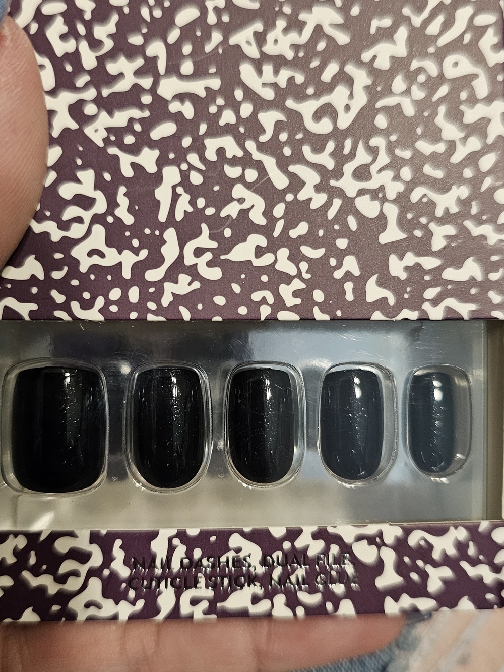 Black Press-On Nails - Classic Glossy Set